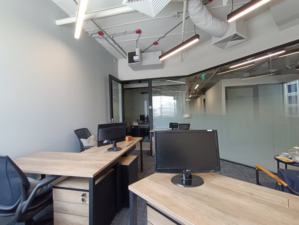 ให้เช่าสำนักงานสีลม ศาลาแดง บางรัก : เซอร์วิสออฟฟิศ พื้นที่สำนักงานให้เช่า สีลม ศาลาแดง Serviced Office พื้นที่เริ่มต้นสำหรับ 1 - 100 ท่าน ตกแต่งสวย พร้อมเข้าอยู่ อาคาร สีลม เอจ - Silom Edge Office Building ใกล้รถไฟฟ้า BTSศาลาแดง, MRTสีลม เริ่มต้น 9,000 บาท