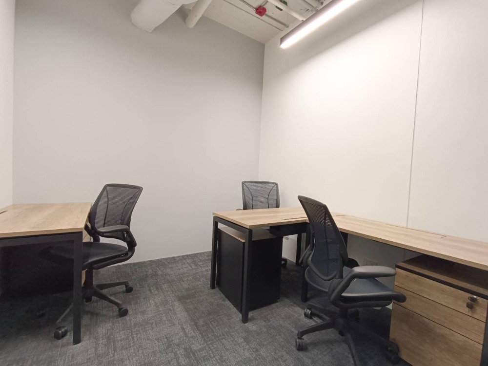 ให้เช่าสำนักงานสีลม ศาลาแดง บางรัก : เซอร์วิสออฟฟิศ พื้นที่สำนักงานให้เช่า สีลม ศาลาแดง Serviced Office พื้นที่เริ่มต้นสำหรับ 1 - 100 ท่าน ตกแต่งสวย พร้อมเข้าอยู่ อาคาร สีลม เอจ - Silom Edge Office Building ใกล้รถไฟฟ้า BTSศาลาแดง, MRTสีลม เริ่มต้น 9,000 บาท