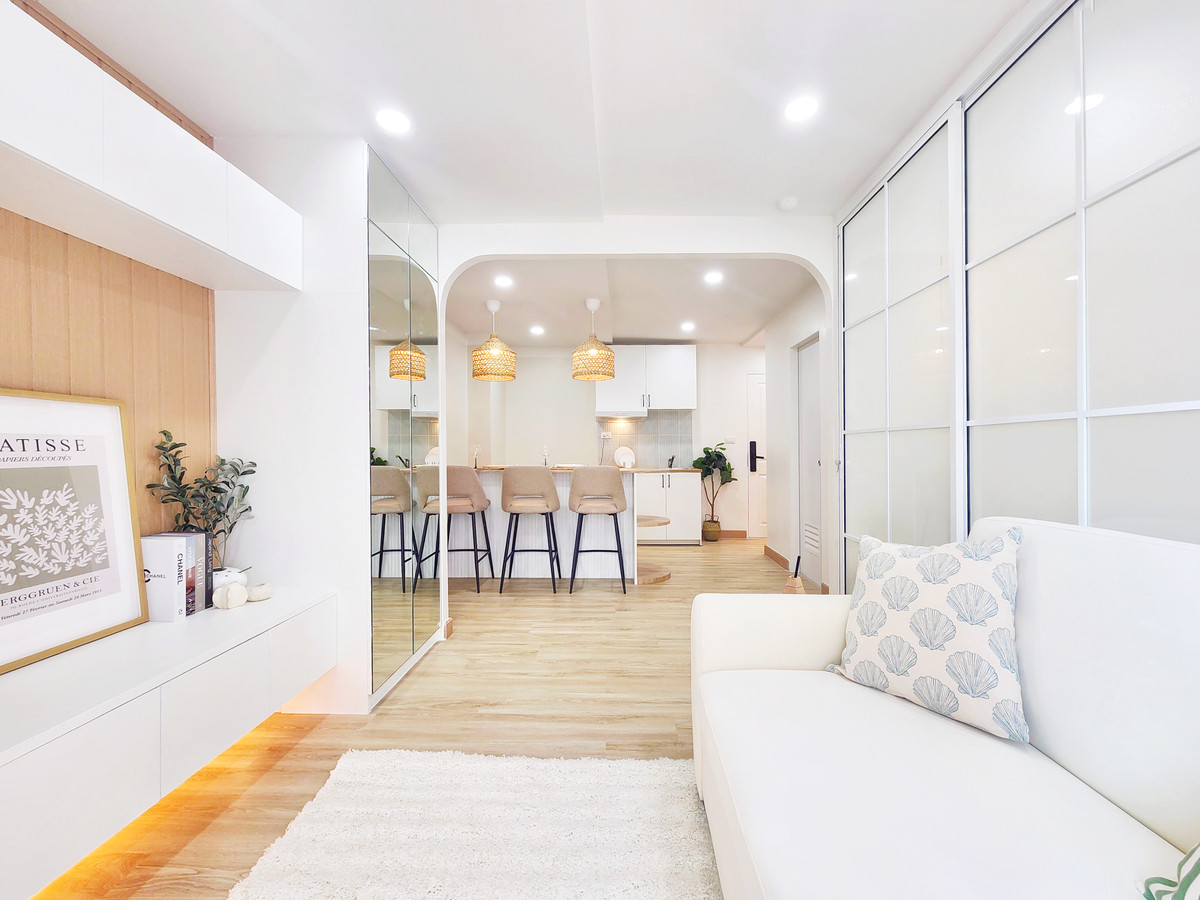 For SaleCondoRatchadapisek, Huaikwang, Suttisan : Boutique Condo Ratchada, spacious room, near MRT Sutthisan, great price. Worth it and worth it, corner room, good view, high floor.