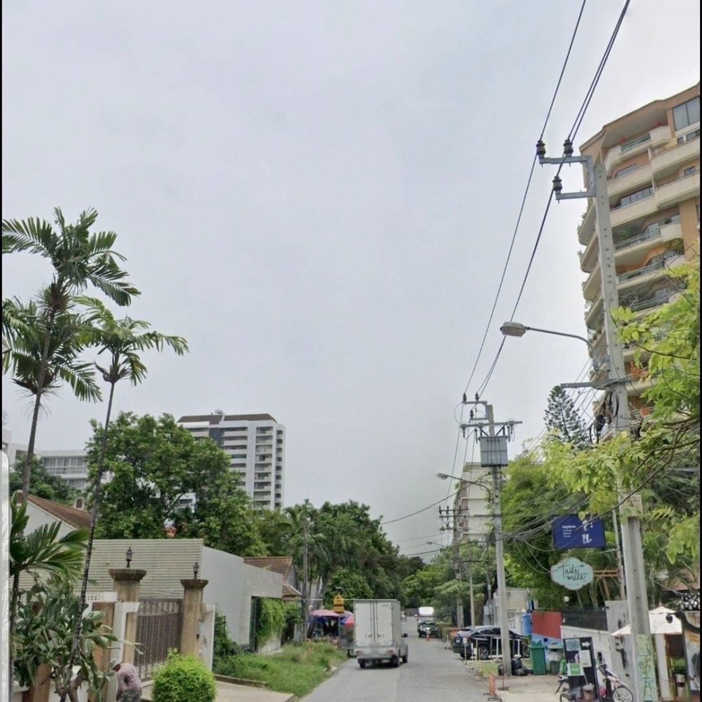 For SaleLandSukhumvit, Asoke, Thonglor : Ekkamai 6 land next to big c