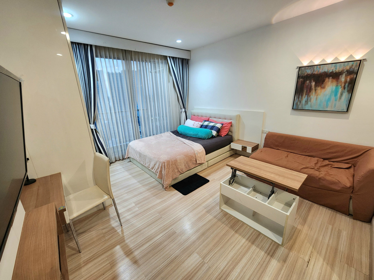 For RentCondoRattanathibet, Sanambinna : **The room is empty. Hotel-style condo, very rare, very nice, cheap price ** For rent, The Hotel Condo, next to MRT Bang Kraso. Rattanathibet line