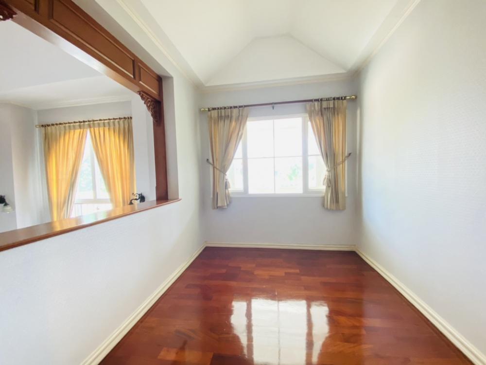 For SaleHouseLadkrabang, Suwannaphum Airport : For Sale 55 M Luxury house for sale, Ladawan Village, Sukhumvit 103, Chaloem Phrakiat Road, Prawet District, Bangkok