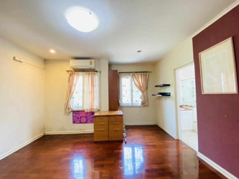 For SaleHouseLadkrabang, Suwannaphum Airport : For Sale 55 M Luxury house for sale, Ladawan Village, Sukhumvit 103, Chaloem Phrakiat Road, Prawet District, Bangkok