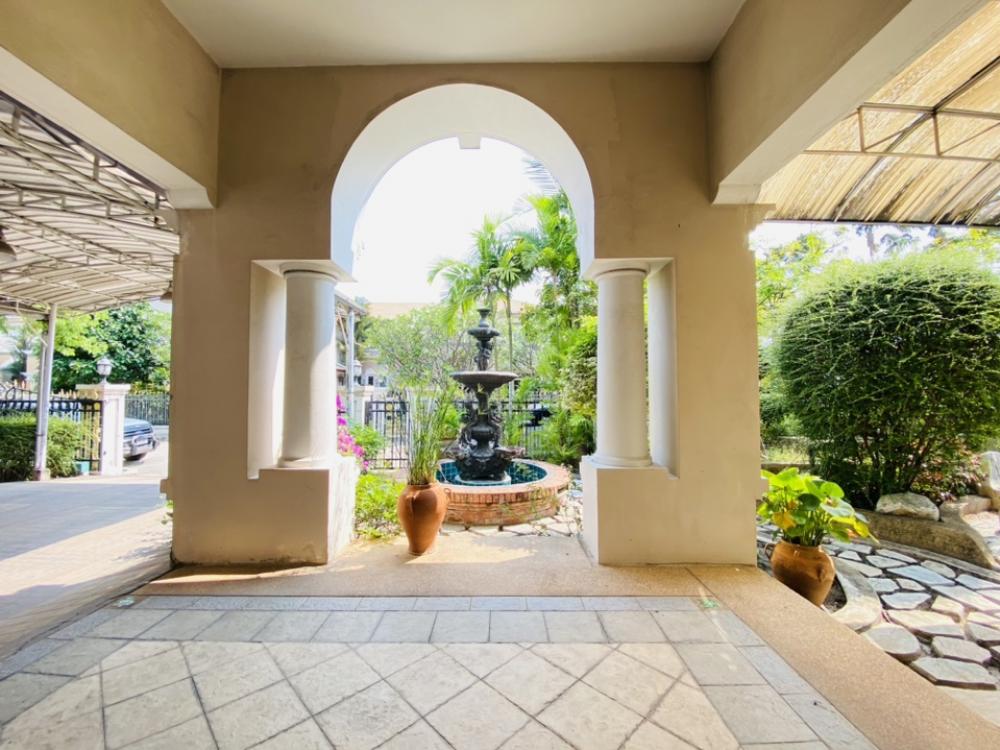 For SaleHouseLadkrabang, Suwannaphum Airport : For Sale 55 M Luxury house for sale, Ladawan Village, Sukhumvit 103, Chaloem Phrakiat Road, Prawet District, Bangkok