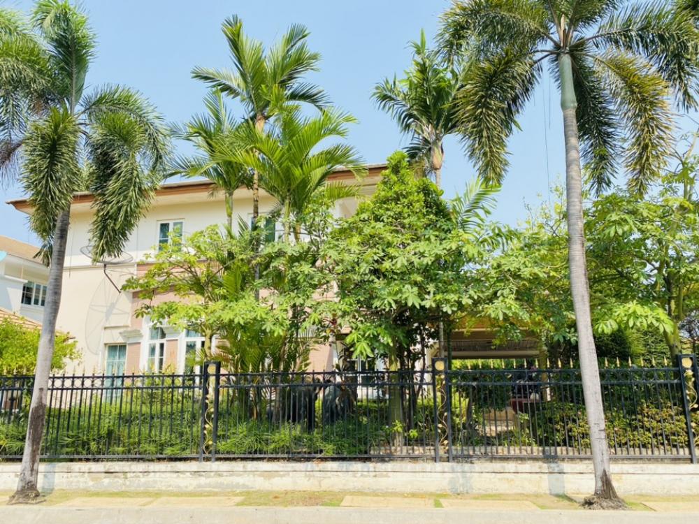 For SaleHouseLadkrabang, Suwannaphum Airport : For Sale 55 M Luxury house for sale, Ladawan Village, Sukhumvit 103, Chaloem Phrakiat Road, Prawet District, Bangkok