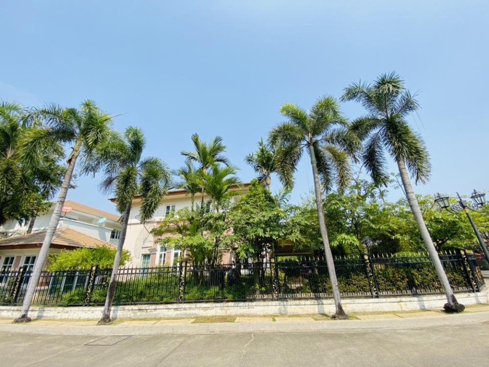 For SaleHouseLadkrabang, Suwannaphum Airport : For Sale 55 M Luxury house for sale, Ladawan Village, Sukhumvit 103, Chaloem Phrakiat Road, Prawet District, Bangkok