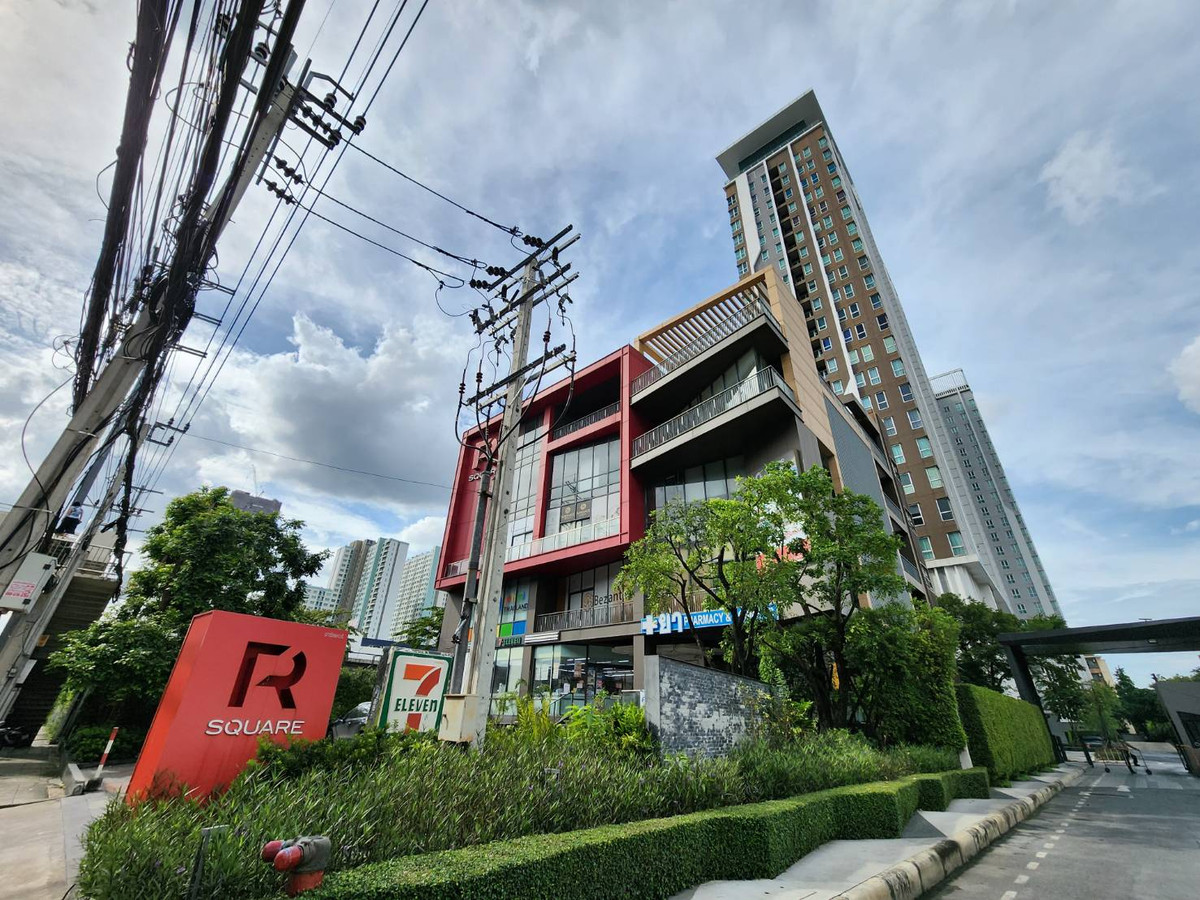 For RentCondoRattanathibet, Sanambinna : **The room is empty. Hotel-style condo, very rare, very nice, cheap price ** For rent, The Hotel Condo, next to MRT Bang Kraso. Rattanathibet line