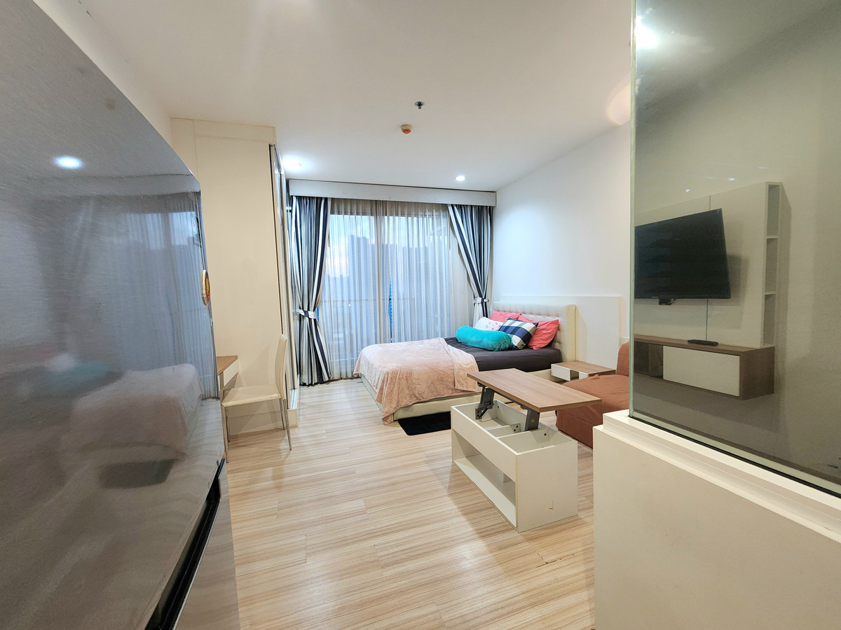 For RentCondoRattanathibet, Sanambinna : **The room is empty. Hotel-style condo, very rare, very nice, cheap price ** For rent, The Hotel Condo, next to MRT Bang Kraso. Rattanathibet line