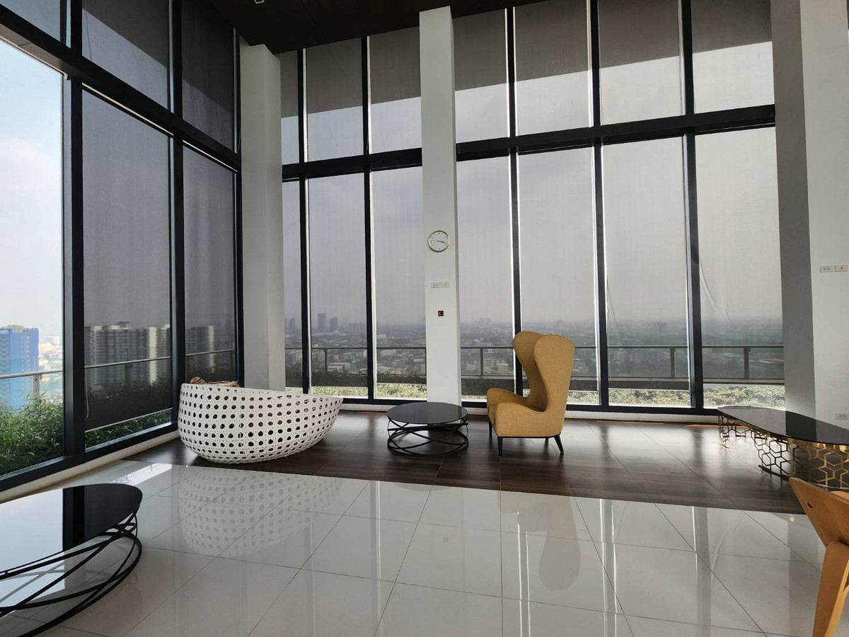 For RentCondoRattanathibet, Sanambinna : **The room is empty. Hotel-style condo, very rare, very nice, cheap price ** For rent, The Hotel Condo, next to MRT Bang Kraso. Rattanathibet line