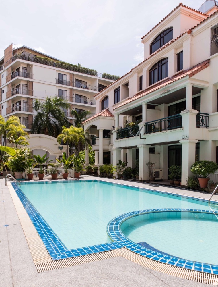 ขายทาวน์โฮมสุขุมวิท อโศก ทองหล่อ : ทาวน์เฮ้าส์ ทองหล่อ 13 / 4 ห้องนอน (ขาย), Townhouse Thonglor 13 / 4 Bedrooms (FOR SALE) T535