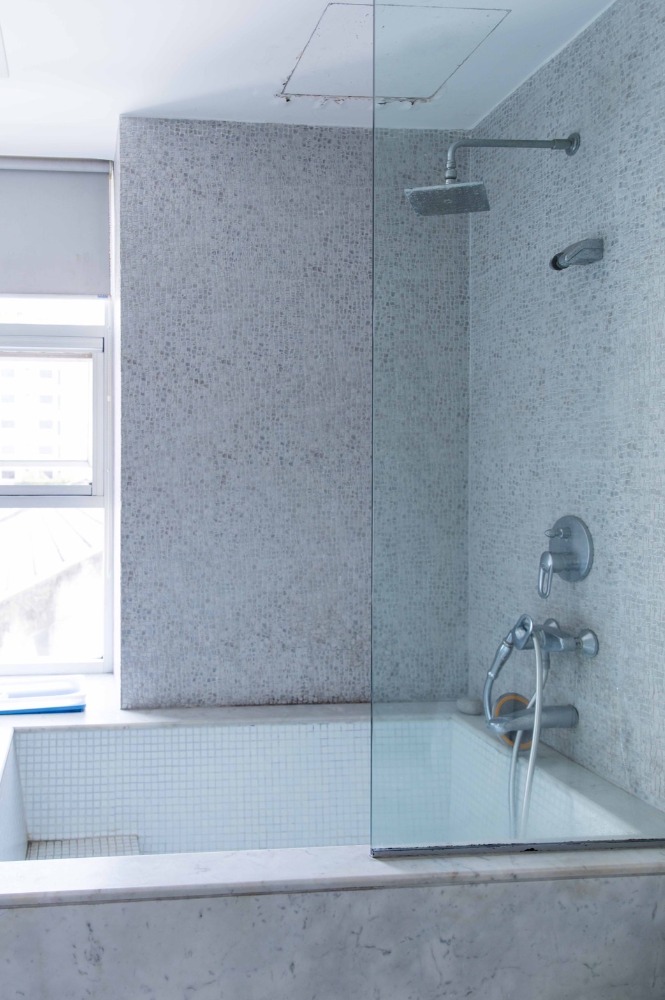 ขายทาวน์โฮมสุขุมวิท อโศก ทองหล่อ : ทาวน์เฮ้าส์ ทองหล่อ 13 / 4 ห้องนอน (ขาย), Townhouse Thonglor 13 / 4 Bedrooms (FOR SALE) T535