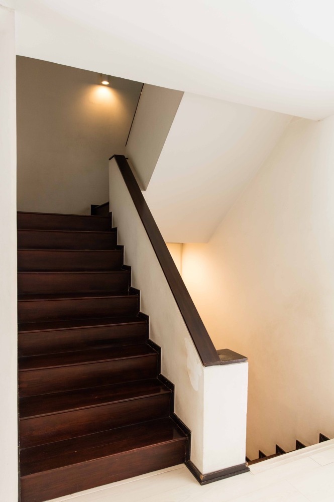 ขายทาวน์โฮมสุขุมวิท อโศก ทองหล่อ : ทาวน์เฮ้าส์ ทองหล่อ 13 / 4 ห้องนอน (ขาย), Townhouse Thonglor 13 / 4 Bedrooms (FOR SALE) T535