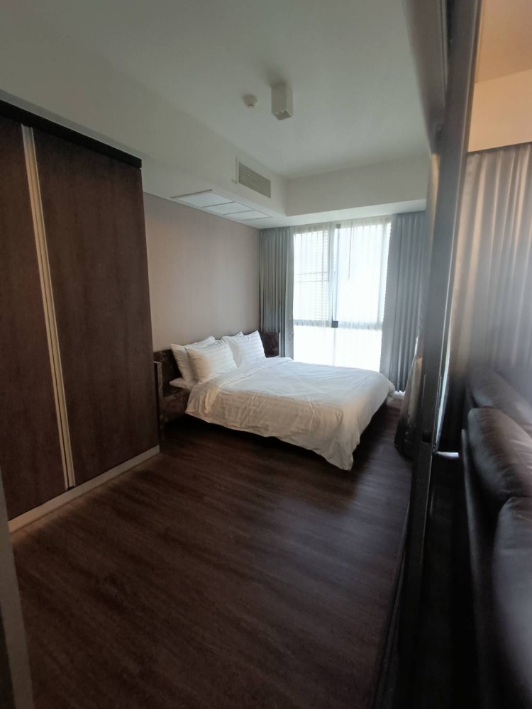 For RentCondoSukhumvit, Asoke, Thonglor : Beautiful room, high floor, with private garden for rent, 2 bedrooms, 2 bathrooms, Siamese Gioia, Sukhumvit 31.