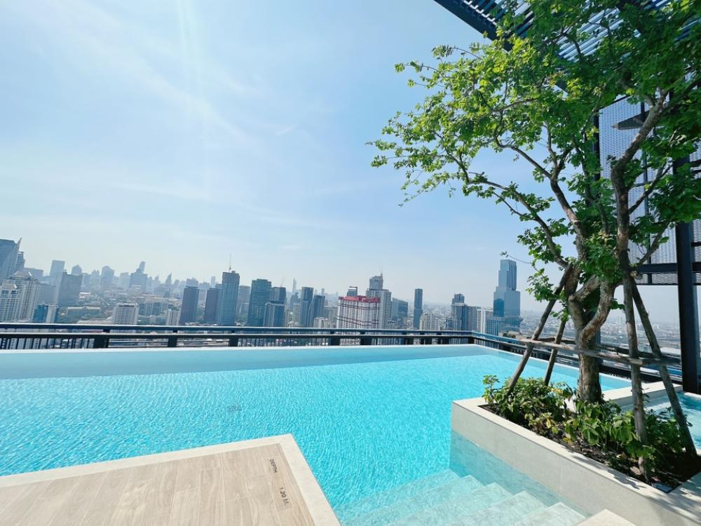 For SaleCondoRatchathewi,Phayathai : Free down payment 0 baht, cheap installment 15,000/month, new room from the project, first hand, cheapest