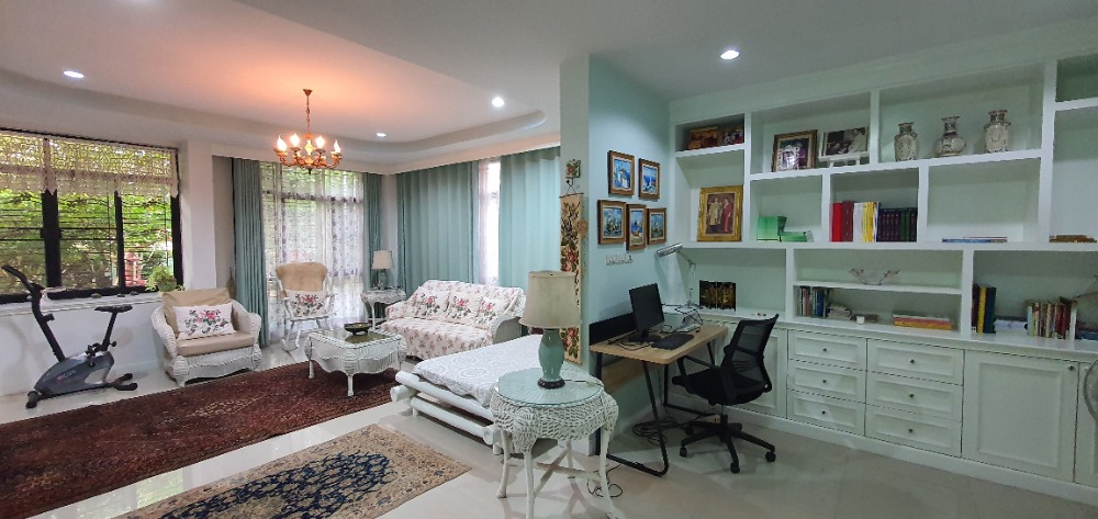 ขายบ้านเชียงราย : ขายบ้านเดี่ยวพร้อมอยู่ หมู่บ้านภูวารีวิลล่า - เชียงราย เนื้อที่ 94 ตรว. ขายพร้อมเฟอร์นิเจอร์