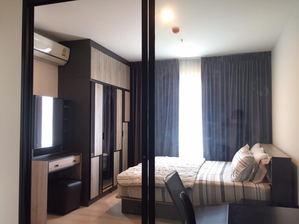 ให้เช่าคอนโดพระราม 9 เพชรบุรีตัดใหม่ RCA : Life asoke!! ให้เช่า ห้องบิ้วท์อิน เดินทางสะดวกติดรถไฟฟ้า 2 สาย วิวตึกสิงห์