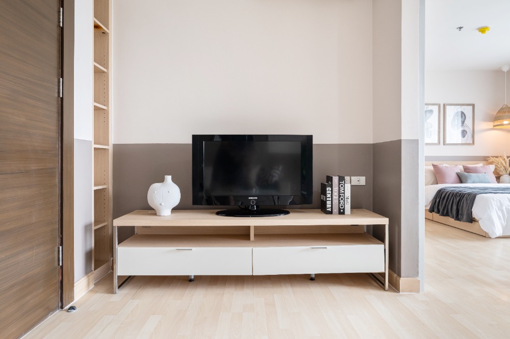 For SaleCondoRatchadapisek, Huaikwang, Suttisan : Urgent sale!!! Condo Rhythm Ratchada, near BTS *MRT Ratchadaphisek*