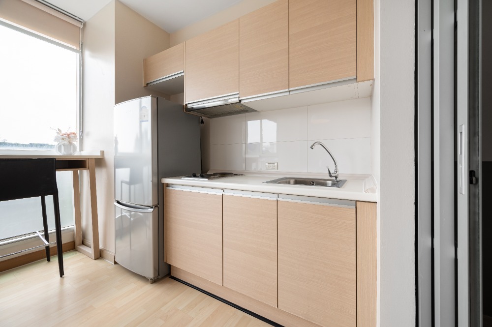 For SaleCondoRatchadapisek, Huaikwang, Suttisan : Urgent sale!!! Condo Rhythm Ratchada, near BTS *MRT Ratchadaphisek*