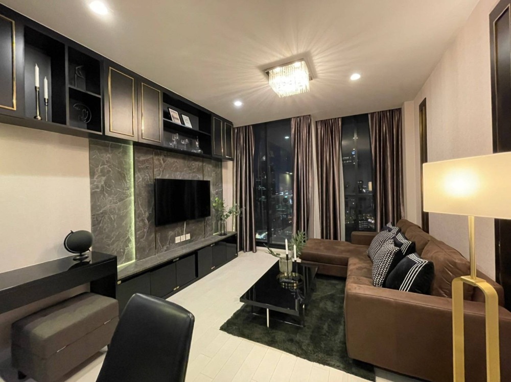 ให้เช่าคอนโดวิทยุ ชิดลม หลังสวน : ห้องใหม่ ชั้นสูง เช่า 1 ห้องนอน 1 ห้องน้ำ โนเบิล เพลินจิต