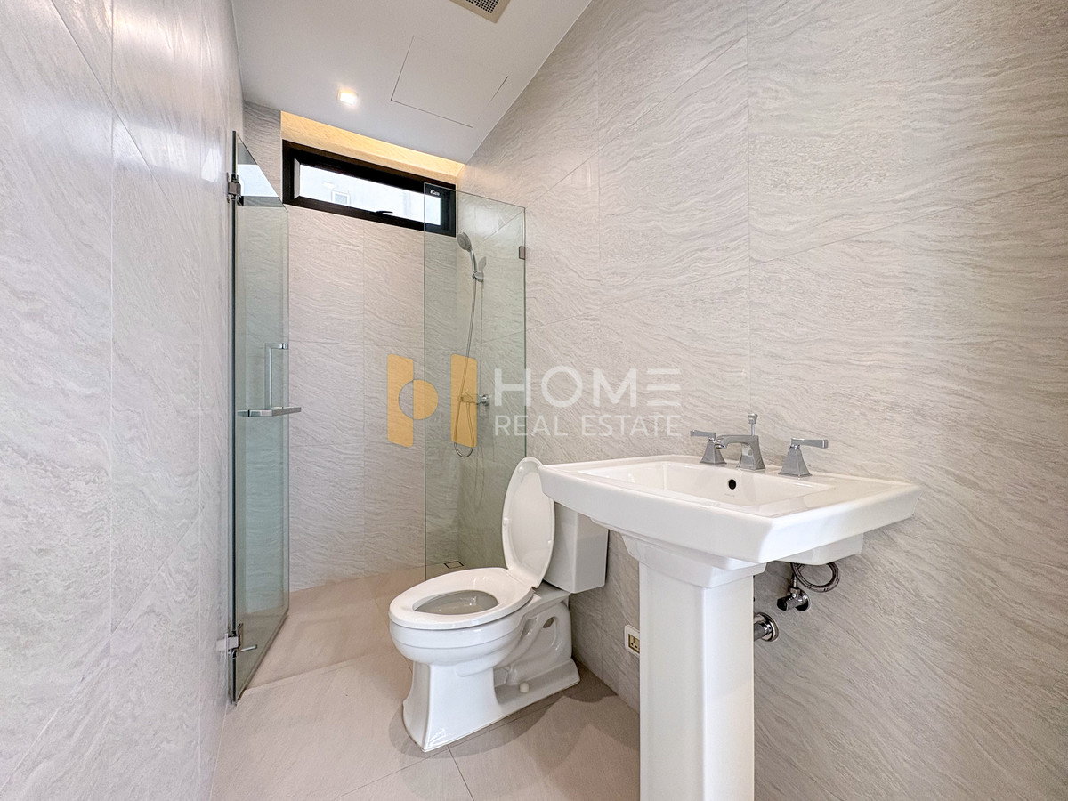 ขายบ้านลาดพร้าว เซ็นทรัลลาดพร้าว : บ้านเดี่ยว อัลติจูด มาสเตอรี พหลโยธิน 24 / 5 ห้องนอน (ขาย), Altitude Mastery Phaholyothin 24 / Detached House 5 Bedrooms (FOR SALE) TPM105