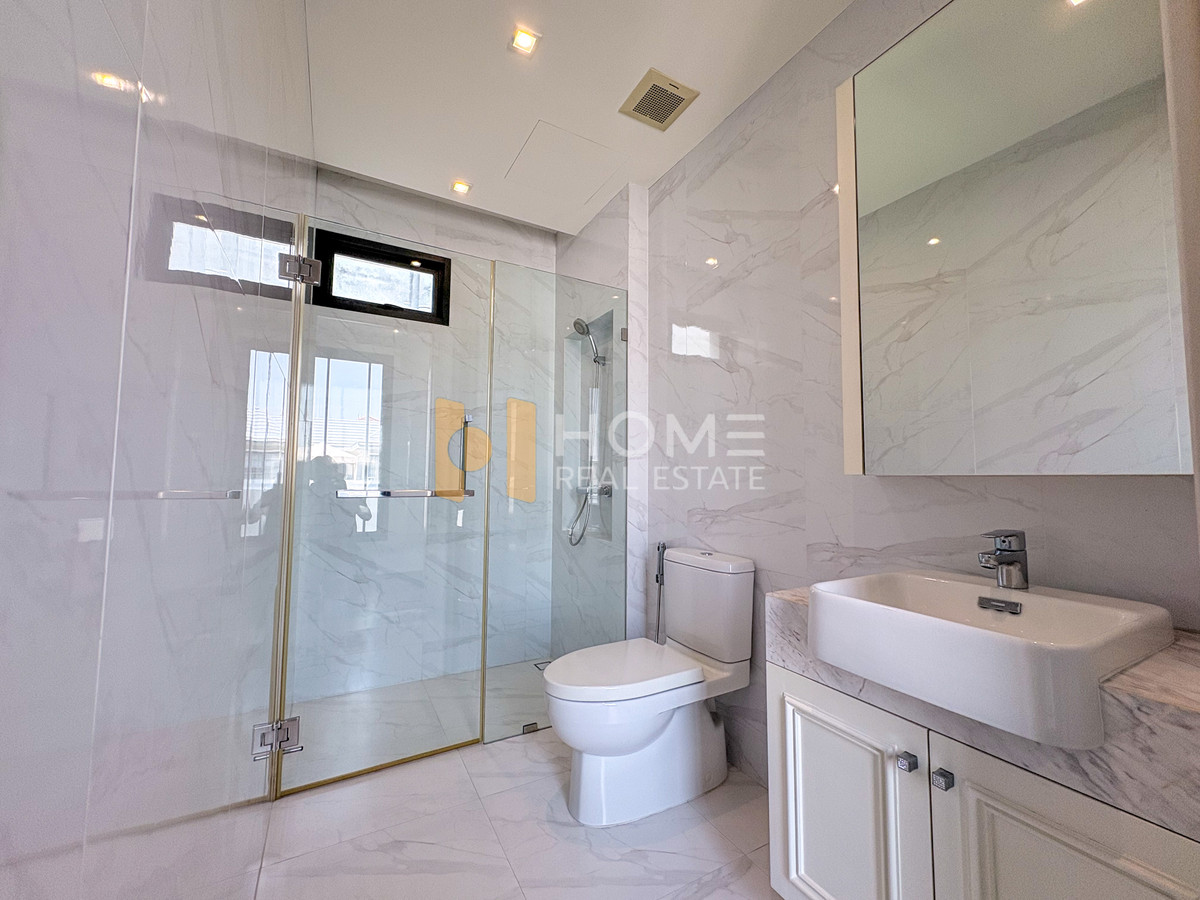 ขายบ้านลาดพร้าว เซ็นทรัลลาดพร้าว : บ้านเดี่ยว อัลติจูด มาสเตอรี พหลโยธิน 24 / 5 ห้องนอน (ขาย), Altitude Mastery Phaholyothin 24 / Detached House 5 Bedrooms (FOR SALE) TPM105