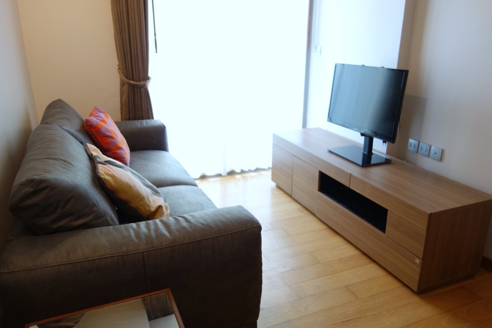 For RentCondoSukhumvit, Asoke, Thonglor : For rent !! Via Botani Sukhumvit 47, 1 bed 1 bath 44.50 Sqm.