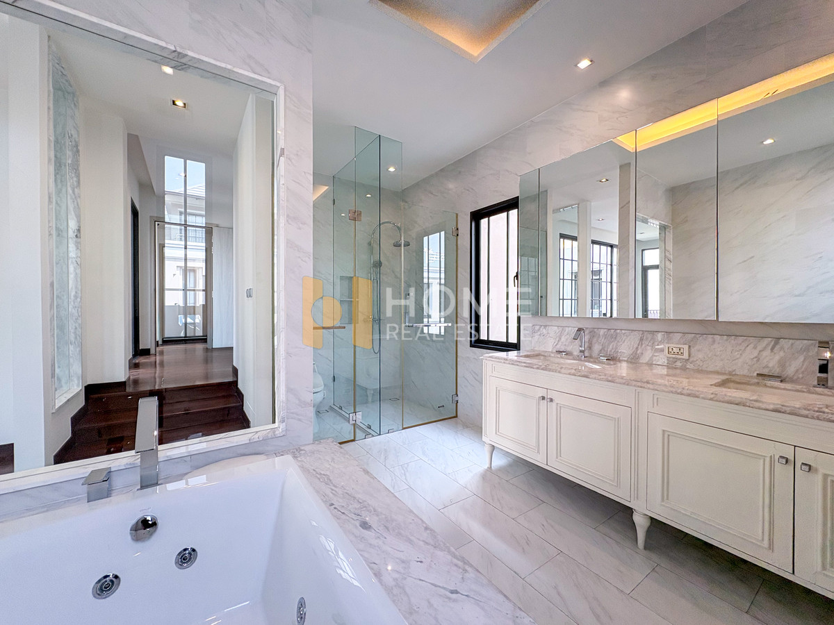 ขายบ้านลาดพร้าว เซ็นทรัลลาดพร้าว : บ้านเดี่ยว อัลติจูด มาสเตอรี พหลโยธิน 24 / 5 ห้องนอน (ขาย), Altitude Mastery Phaholyothin 24 / Detached House 5 Bedrooms (FOR SALE) TPM105