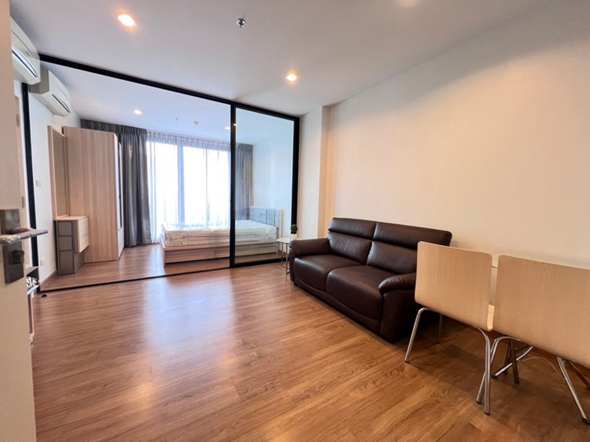 For SaleCondoBang Sue, Wong Sawang, Tao Pun : 🏢🏢Room for sale, ready to move in!! Condo The Tree Interchange 1Bed 35.98 sq m. Building B, 14th floor, near Parliament 🏢🏢 Inquire LINE ID: @atfirm📲