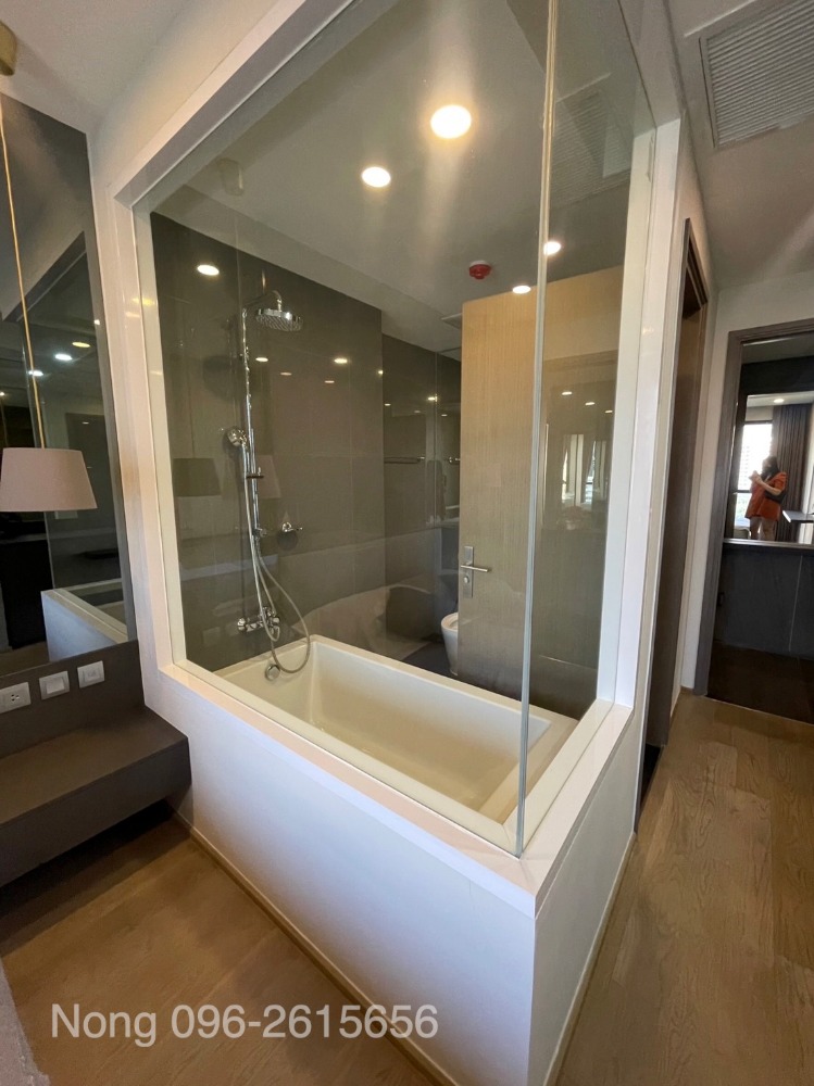 For RentCondoSiam Paragon ,Chulalongkorn,Samyan : Condo for RENT ให้เช่า **Ashton Chula-Silom 66  Sq,m. Fully Finish @65,000บาท/month call Nong 096-2615656  ห้องกว้างมาก 66 ตรม. 2 นอน 2 น้ำ เฟอร์ครบ พร้อมอยู่    Location :  , Samyan  Rental Price : 65,000 Baht/Month  Co