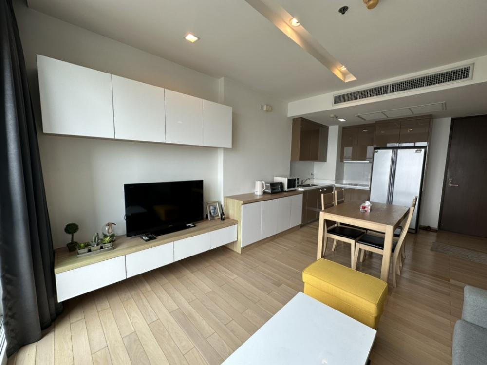 ให้เช่าคอนโดสุขุมวิท อโศก ทองหล่อ : 🔥For rent 2BR🔥pool view,🔥nice unit🔥18floor🔥rental price 45,000/month🔥