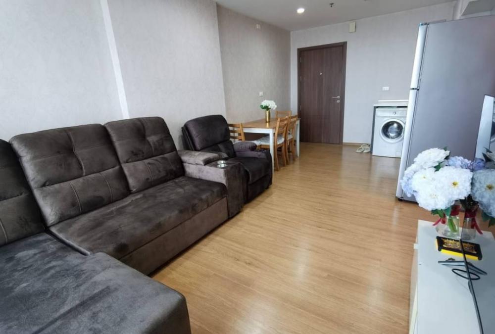 Rent The Base Sukhumvit77  2 Bed room 2Baht room Size  62 Sqm. Full furniture TV Android 55 “Big Sofa Bed  Big Refrigerator  14Q. Arm chair  20Floor Hight floorvery good view Hight floor Near BTS On nut Near BigC On nut Near Market Line : bk Loading...