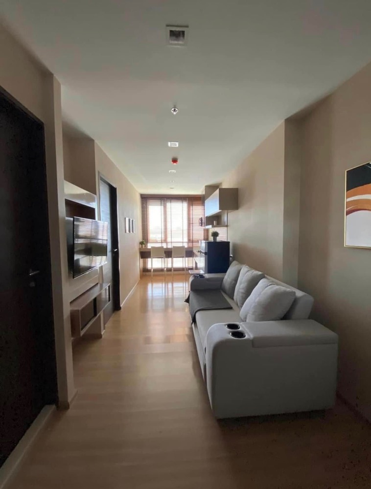 ให้เช่าคอนโดสาทร นราธิวาส : 💫 Condo For Rent! Rhythm Sathorn คอนโดใจกลางเมืองใกล้บีทีเอสสะพานตากสินพร้อมเข้าอยู่ 💫