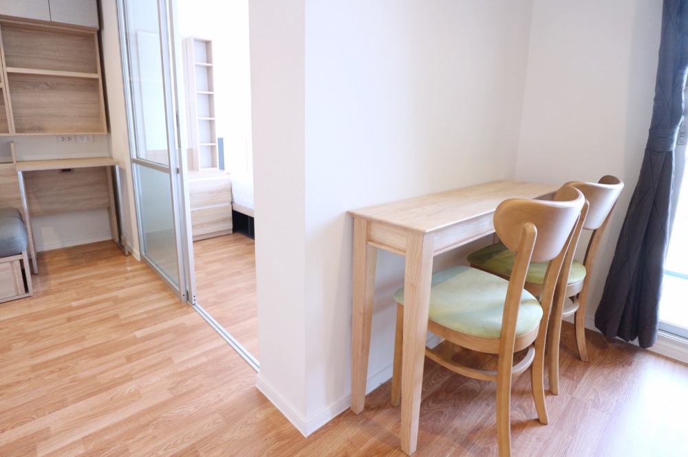 ขายคอนโดพระราม 5 ราชพฤกษ์ บางกรวย : 💢ห้องมุม แต่งสวย ให้ครบ 💢ไม่บล๊อควิว วิวเมืองโล่ง 💢บิ้วอินท์ ช่องเก็บของให้เยอะ🏡เฟอร์ + เครื่องใช้ไฟฟ้าครบ🏡