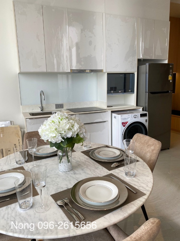 For RentCondoSilom, Saladaeng, Bangrak : Condo for RENT for rent **Ashton Silom 76 Sq,m. Fully Finish @70,000 baht/month call Nong 096-2615656, very spacious room, 76 sq m. 2 bedrooms, 2 bathrooms, fully furnished, ready to move in Location: Silom , Samyan Rental Price: 70,000 Baht /Month Cond