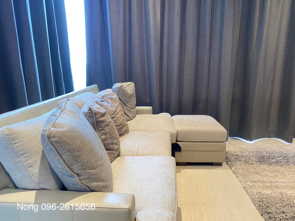 For RentCondoSilom, Saladaeng, Bangrak : Condo for RENT for rent **Ashton Silom 76 Sq,m. Fully Finish @70,000 baht/month call Nong 096-2615656, very spacious room, 76 sq m. 2 bedrooms, 2 bathrooms, fully furnished, ready to move in Location: Silom , Samyan Rental Price: 70,000 Baht /Month Cond