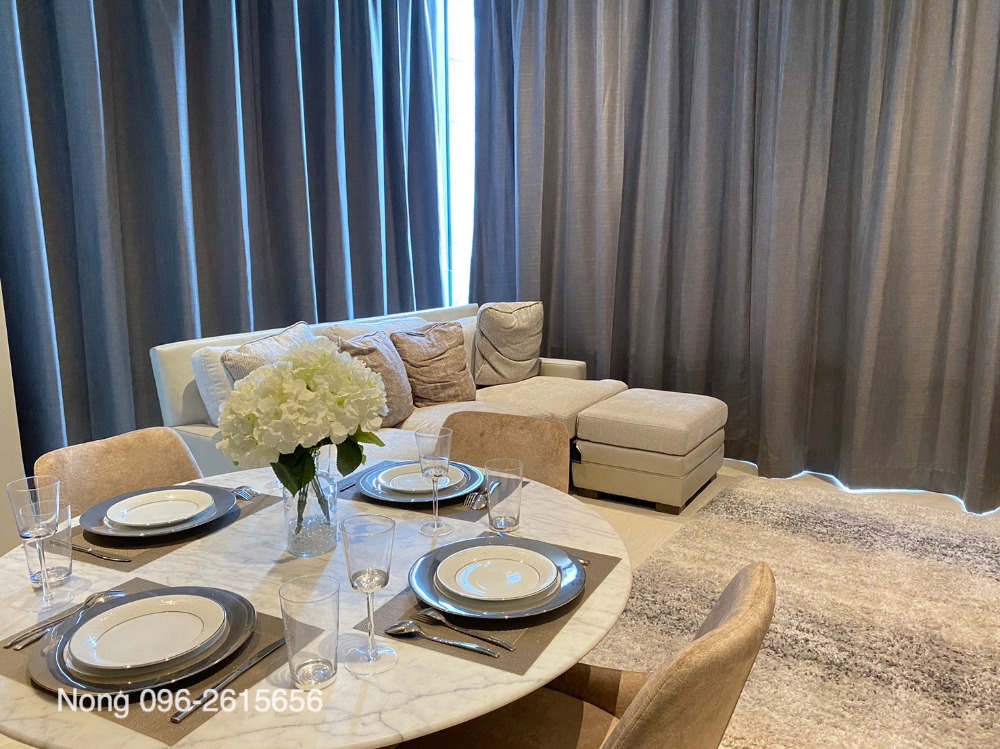 For RentCondoSilom, Saladaeng, Bangrak : Condo for RENT for rent **Ashton Silom 76 Sq,m. Fully Finish @70,000 baht/month call Nong 096-2615656, very spacious room, 76 sq m. 2 bedrooms, 2 bathrooms, fully furnished, ready to move in Location: Silom , Samyan Rental Price: 70,000 Baht /Month Cond