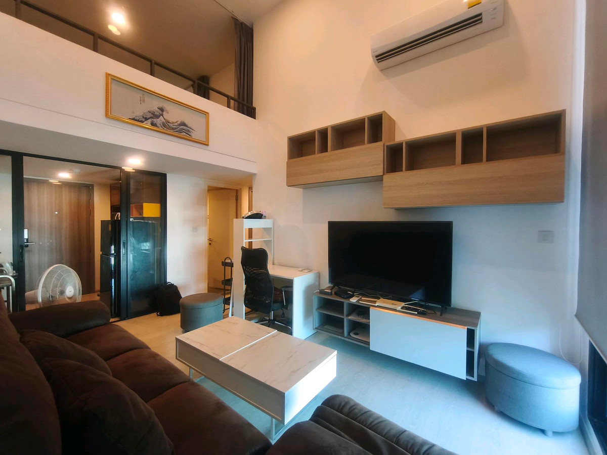 For RentCondoVipawadee, Don Mueang, Lak Si : Duplex room for rent at Knightsbridge Phaholyothin Interchange, Buildind A, 14th floor, room size 50 sq.m, 2 bedrooms 2 restrooms 28,000 Baht/Month