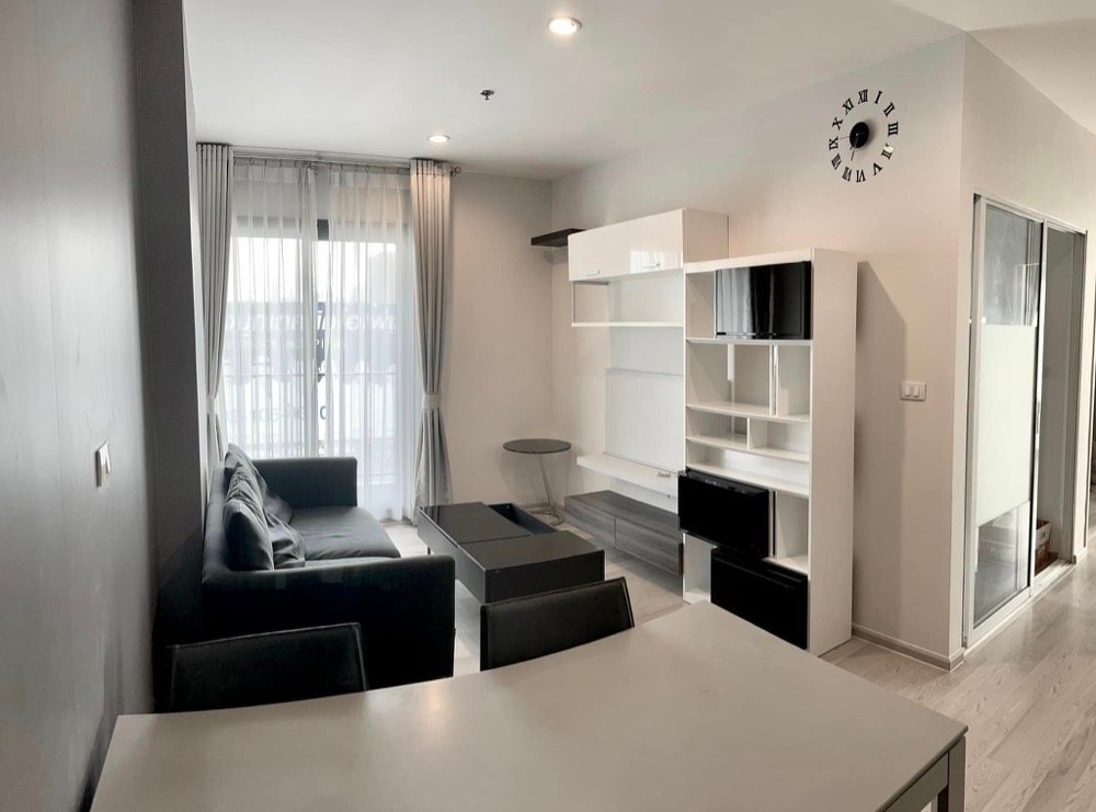 For RentCondoRatchadapisek, Huaikwang, Suttisan : 🔥🔥⚡️ Update today. For rent, Centric Ratchada-Huai Khwang near #MRT Huai Khwang 🌵 Please inform the property code via Line 🟣#PT2304_323