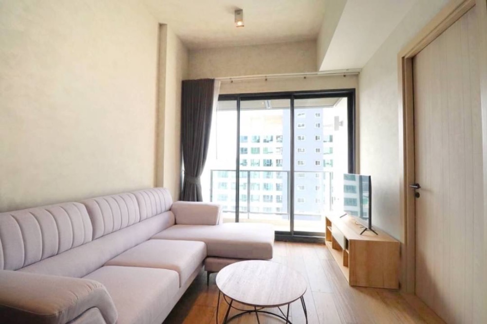 For RentCondoSukhumvit, Asoke, Thonglor : for rent The Lofts asoke 1bed super deal 🌳❤️