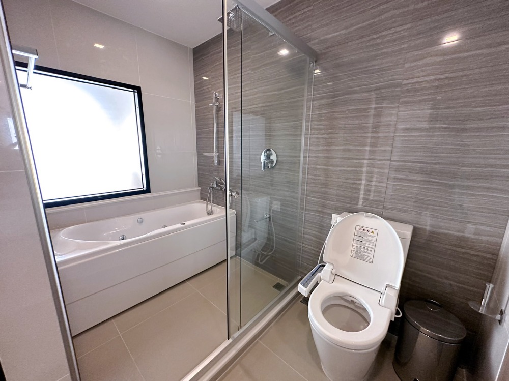 ให้เช่าคอนโดศรีราชา แหลมฉบัง บ้านบึง : ให้เช่าคอนโด ไนท์บริดจ์ ดิโอเชียล ศรีราชา วิวทะเล