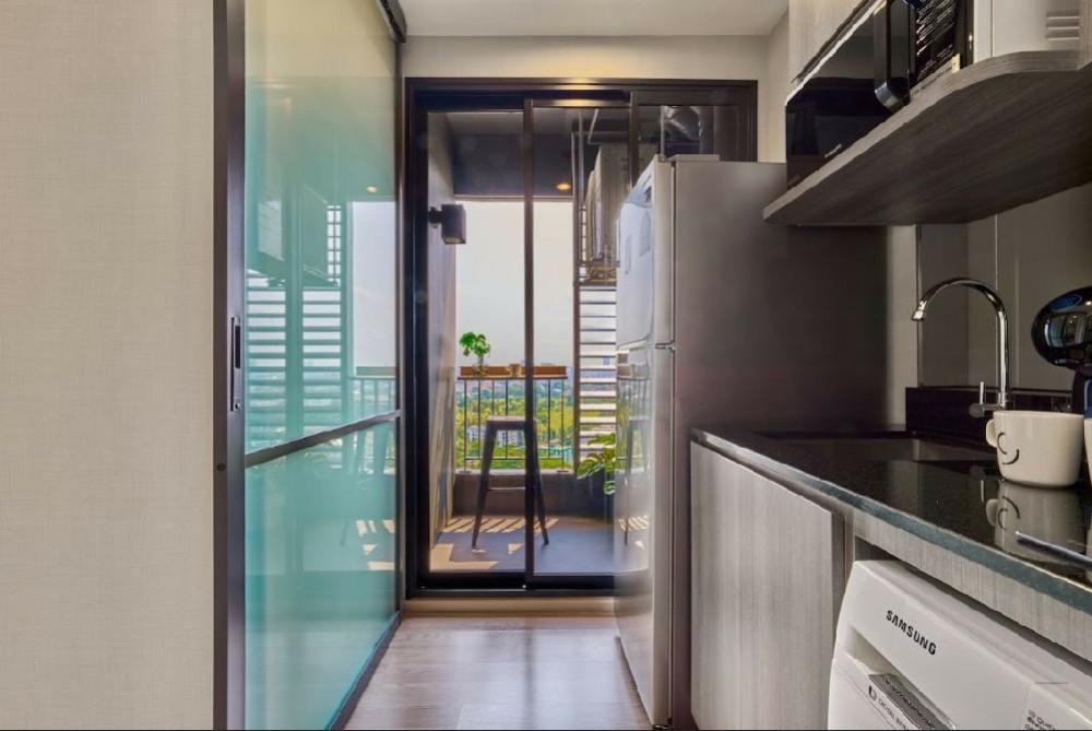 For SaleCondoBangna, Bearing, Lasalle : You can get everything you want ✨ a new room, a project room, fully furnished, ready to move in 😃 Only 2.79 million, you can carry your bag and move in. Completely decorated as shown in the sample photo 📞 Sales Oil 098-292-4151