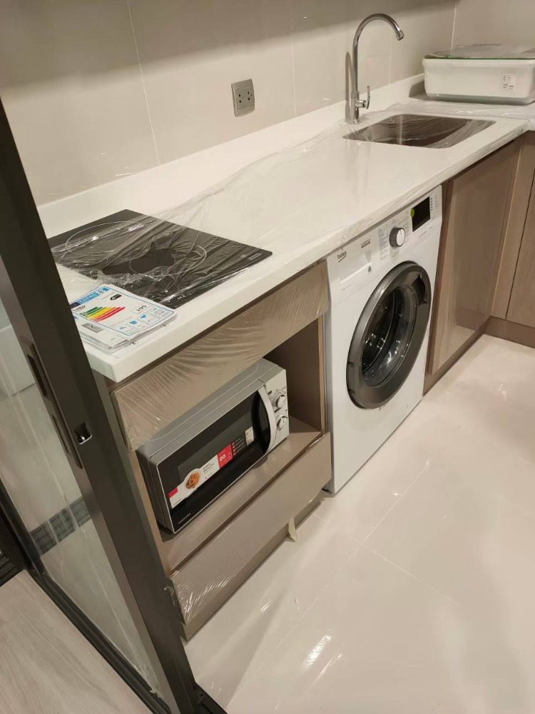 For RentCondoLadprao, Central Ladprao : For rent, Life Ladprao, size 35 sq m, floor 10+ 🔥 Rental price only 20,000, negotiable 🔥 Line : @pukkhome (with @)