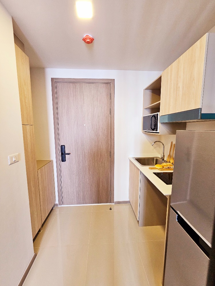 For RentCondoRamkhamhaeng, Hua Mak : Rds-0445 Condo for rent, The MUVE, Ram 22, make an appointment to see the room 👉line: @propertyfinder