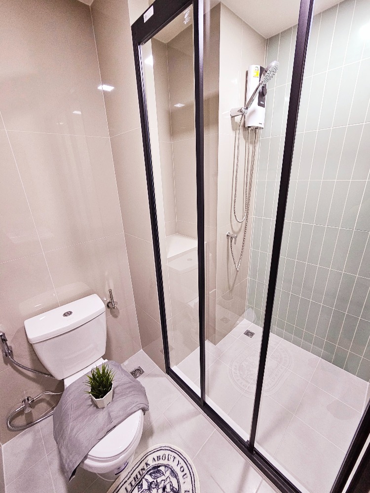 For RentCondoRamkhamhaeng, Hua Mak : Rds-0445 Condo for rent, The MUVE, Ram 22, make an appointment to see the room 👉line: @propertyfinder