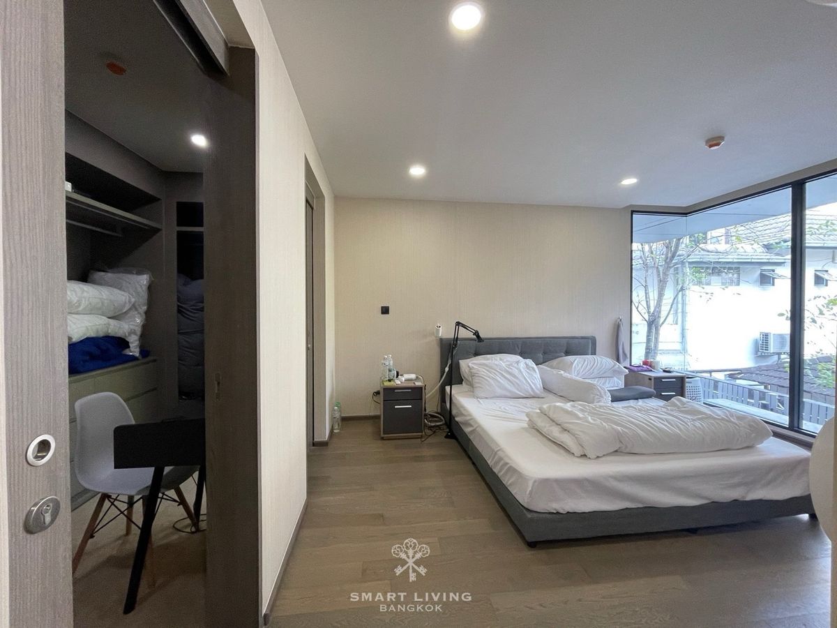 For SaleCondoWitthayu, Chidlom, Langsuan, Ploenchit : Duplex Condo for Sale at KLASS Sarasin–Rajdamri Prime Central Location near Lumpini Park
