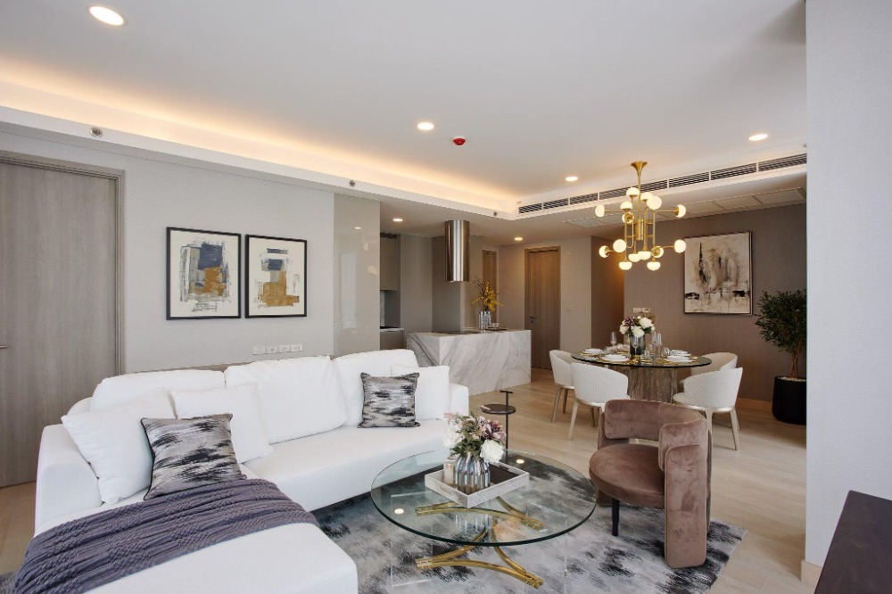 ขายคอนโดคลองเตย กล้วยน้ำไท : ขายด่วน! Wyndham Residence Bangkok (Siamese Exclusive Queens) ชั้น 29  วิวสวนเบญจกิติ 127.52 ตร.ม. 3 ห้องนอน  ใจกลางอโศก–พระราม 4 ใกล้ MRT ศูนย์สิริกิติ์ เพียง 100 เมตร ที่สุดของทำเลที่ได้ทั้งวิวสวนใหญ่ วิวโค้งน้ำบางกระเจ้า และบริการแบบโรงแรมชั้นนำ