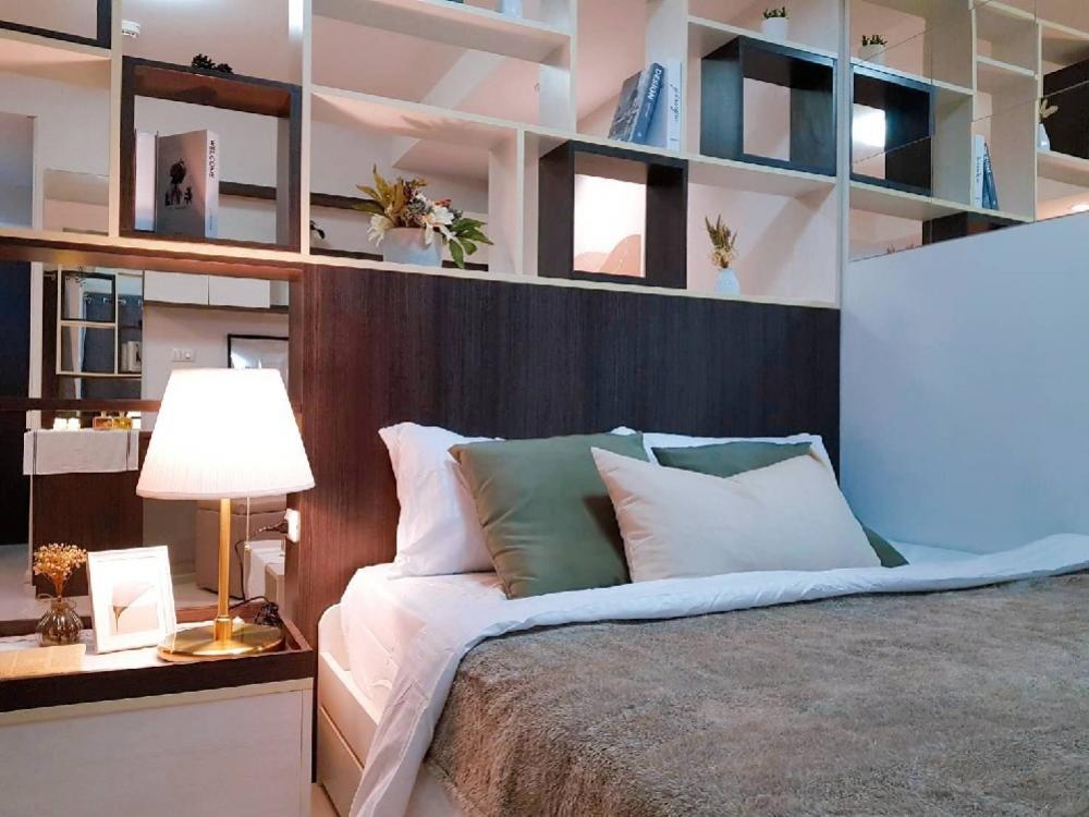 For RentCondoOnnut, Udomsuk : Cheap rent: The Log3 Sukhumvit 101/1, built-in room, front building, fully furnished, ready to move in