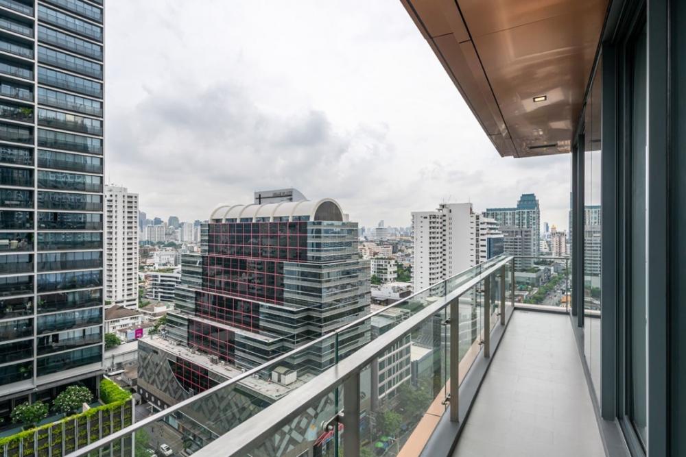 For SaleCondoSukhumvit, Asoke, Thonglor : Sell with tenant 6/5/26
Khun by yoo, luxury condo near BTS Thonglor