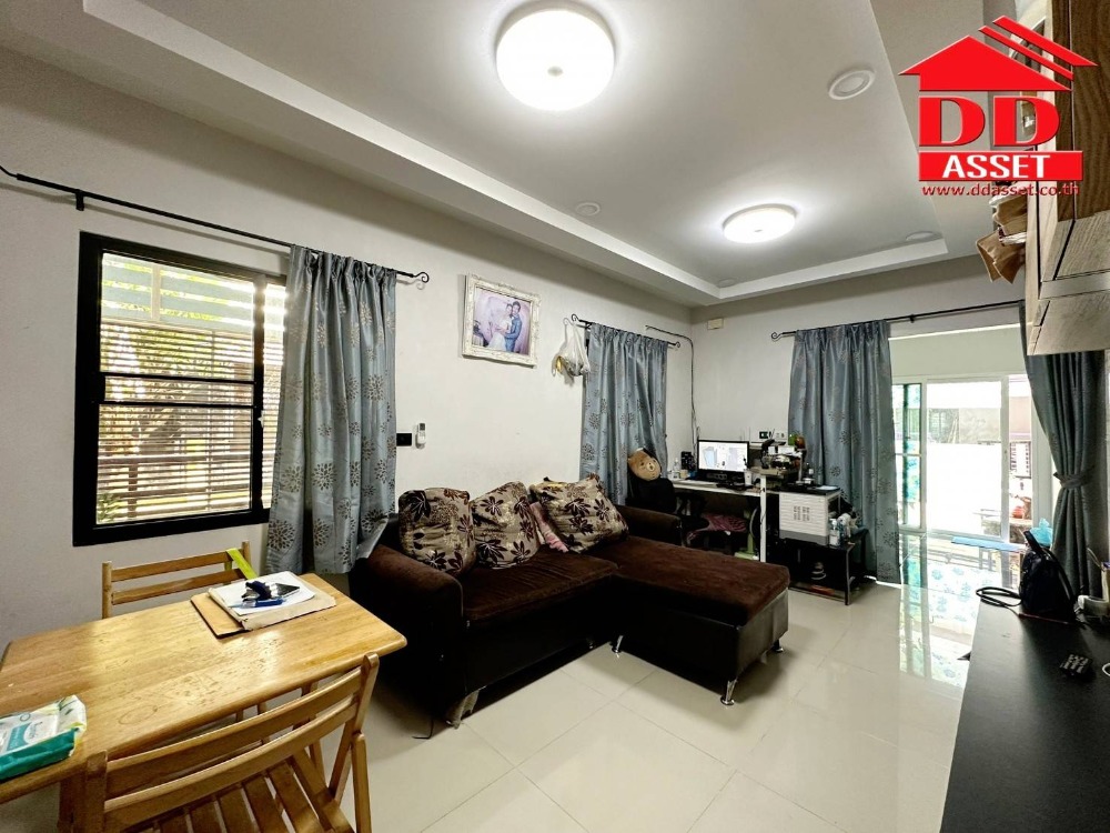 ขายทาวน์โฮมปทุมธานี รังสิต ธรรมศาสตร์ : ขายทาวน์เฮาส์ 2 ชั้น หลังมุม บ้านฟ้าปิยรมย์​ เทอเร่ ลำลูกกา (Bannfah Piyarom Terre)​ ถนนลำลูกกา คลอง6 ปทุมธานี