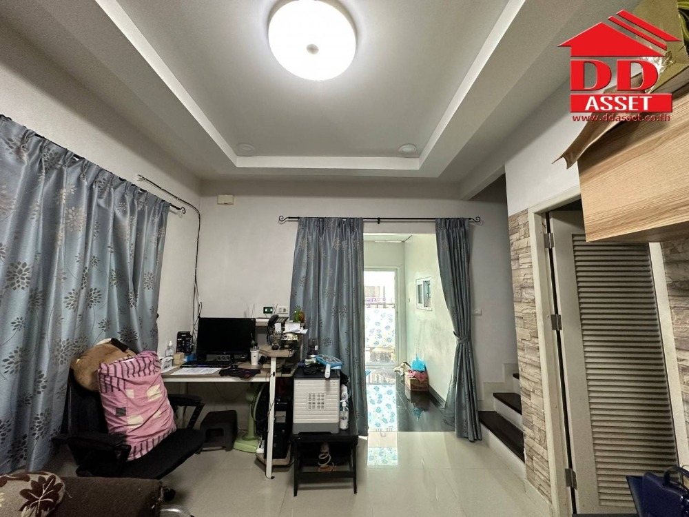 ขายทาวน์โฮมปทุมธานี รังสิต ธรรมศาสตร์ : ขายทาวน์เฮาส์ 2 ชั้น หลังมุม บ้านฟ้าปิยรมย์​ เทอเร่ ลำลูกกา (Bannfah Piyarom Terre)​ ถนนลำลูกกา คลอง6 ปทุมธานี